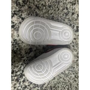 Nike Air Force One Easy On - White And Burgundy Size 5c